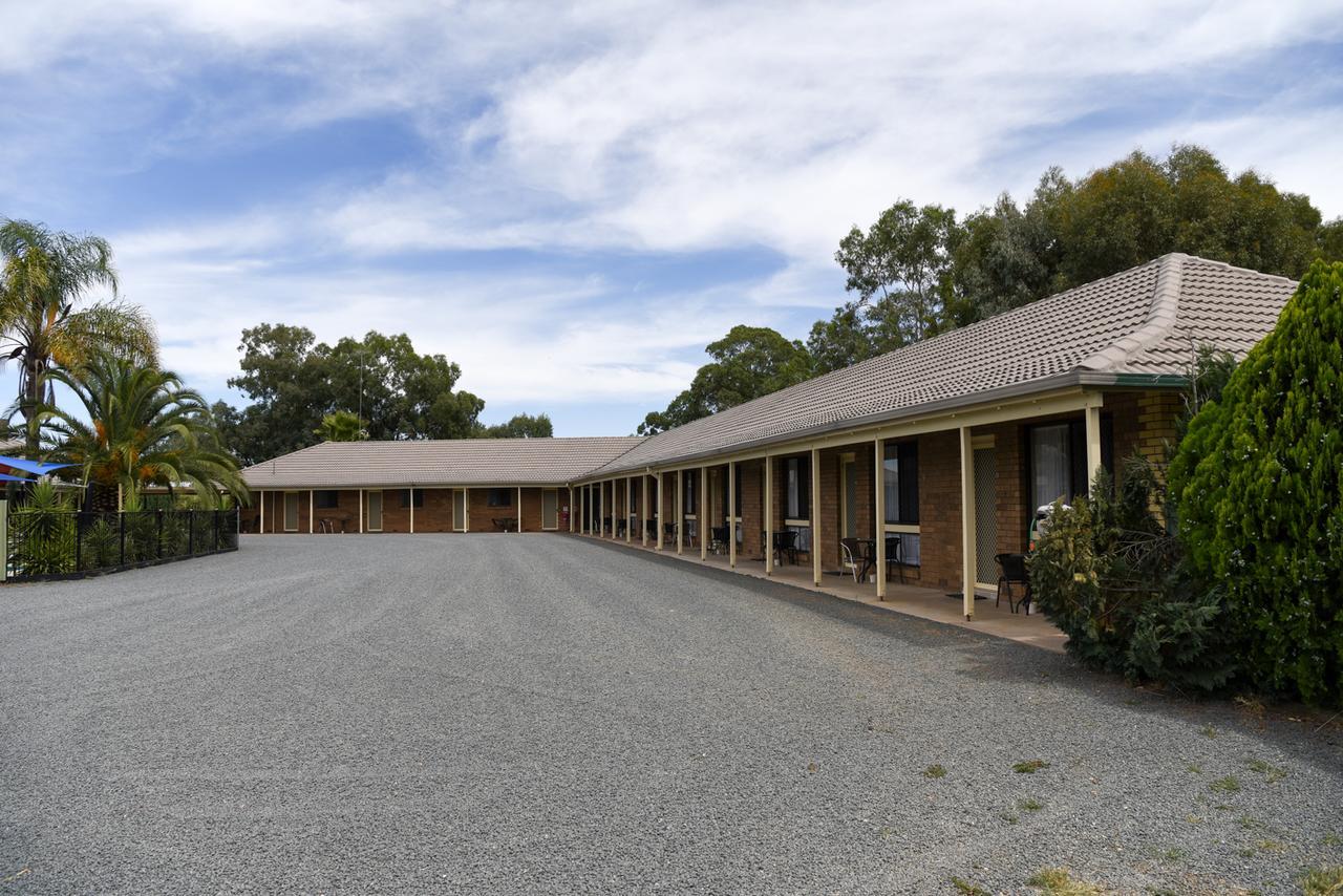 Culcairn Motor Inn Exterior foto